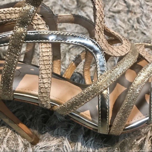 COACH GOLD SNAKE SHIMMER SANDALS - Picture 5 of 8